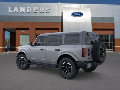 New 2026 Ford Bronco Outer Banks AWD/4WD image 4