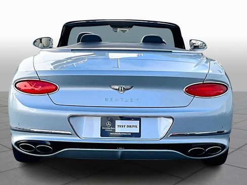 Used 2023 Bentley Continental GT Azure image 4