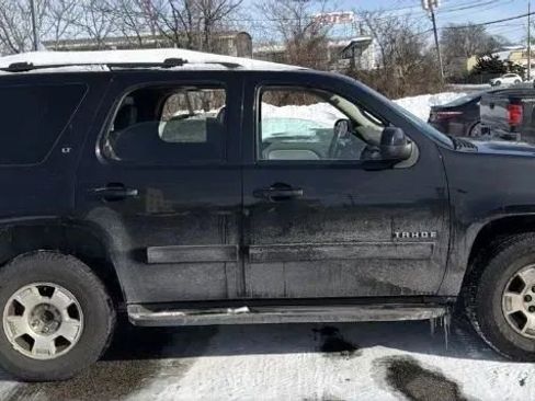 Used 2013 Chevrolet Tahoe LT image 1