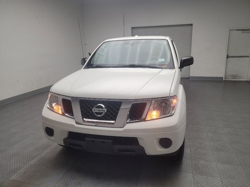 Used 2018 Nissan Frontier SV image 15