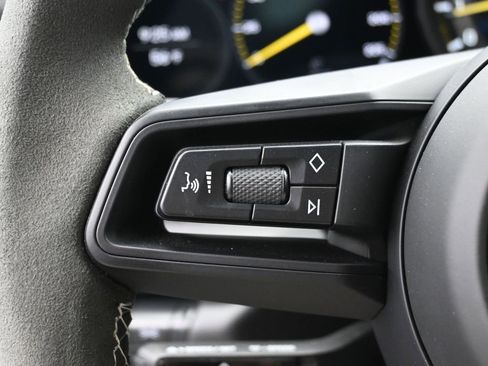 Certified 2022 Porsche 911 GT3 image 25