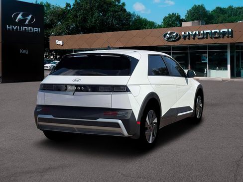 New 2026 Hyundai Ioniq 5 SEL image 11