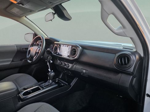 Used 2021 Toyota Tacoma SR w/ SR Convenience Package image 19