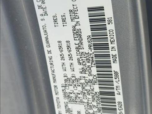 Certified 2025 Toyota Tacoma TRD Sport image 27