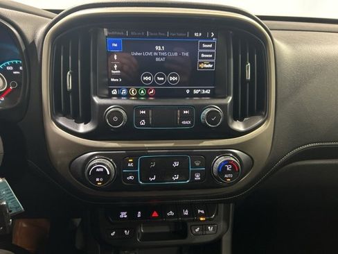 Used 2021 GMC Canyon Denali image 17