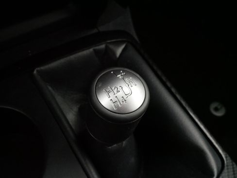 Certified 2024 Toyota 4Runner TRD Off-Road image 28