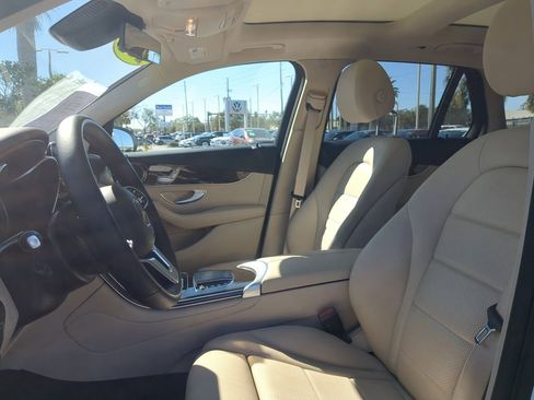 Used 2022 Mercedes-Benz GLC 300 image 20