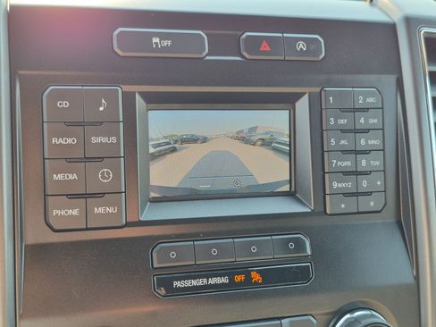 Used 2015 Ford F150 XLT w/ Equipment Group 301A Mid AWD/4WD image 22