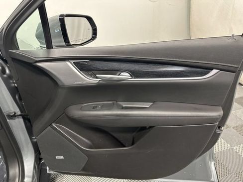 Used 2023 Cadillac XT5 Premium Luxury w/ Technology Package AWD/4WD image 34