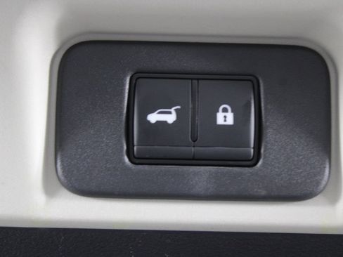 Certified 2024 Nissan Ariya AWD image 12