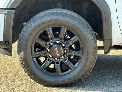 Certified 2025 GMC Sierra 2500 AT4 AWD/4WD image 27