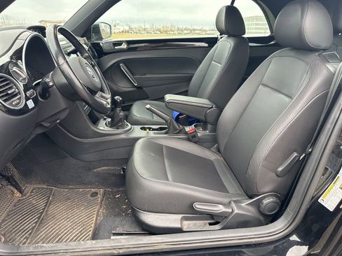 Used 2015 Volkswagen Beetle TDI image 15