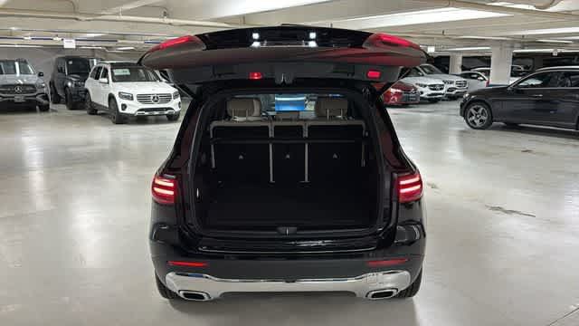 Certified 2026 Mercedes-Benz GLB 250 4MATIC image 32