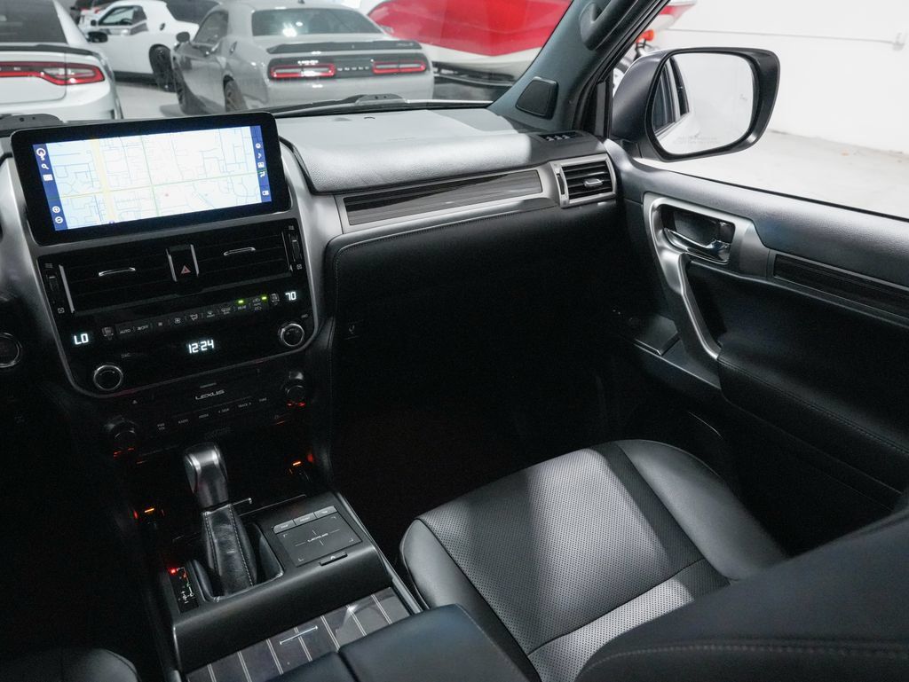Used 2023 Lexus GX 460 Premium w/ Premium Plus Package AWD/4WD image 25