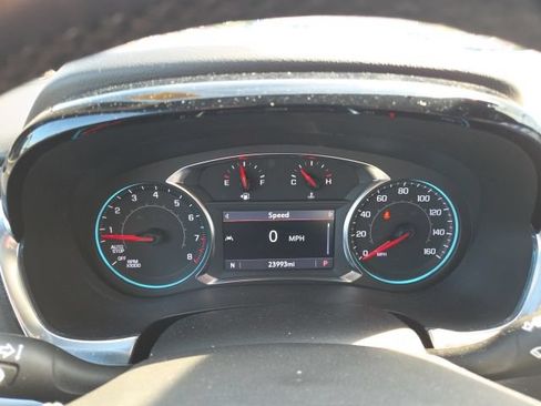 Used 2023 Chevrolet Traverse LT AWD/4WD image 10