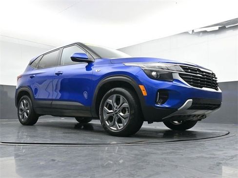 Used 2024 Kia Seltos LX image 30