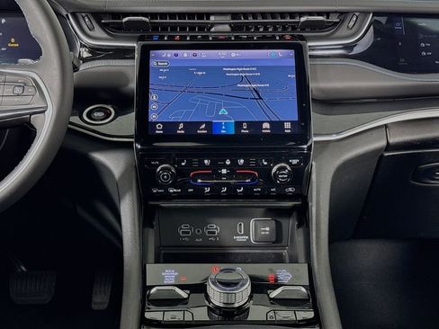 Used 2023 Jeep Grand Cherokee Trailhawk w/ Advanced Protech Group II image 15