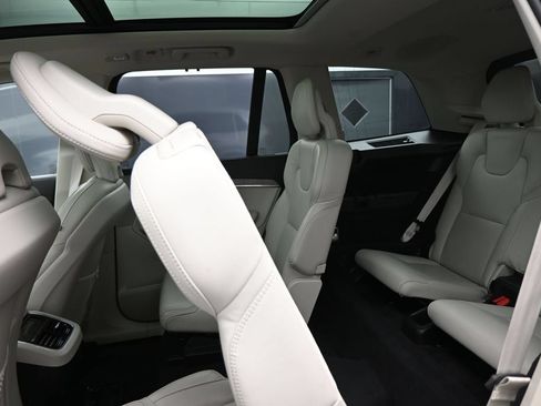 Used 2024 Volvo XC90 B6 Ultimate AWD/4WD image 29