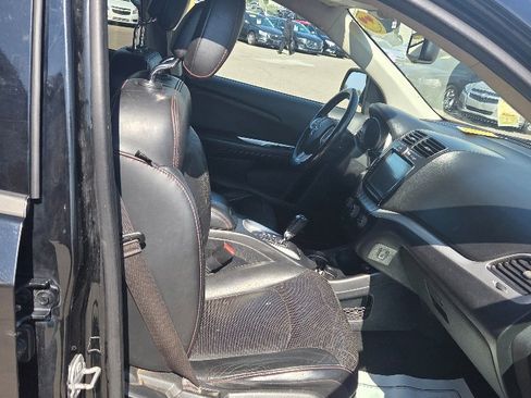 Used 2018 Dodge Journey GT image 15