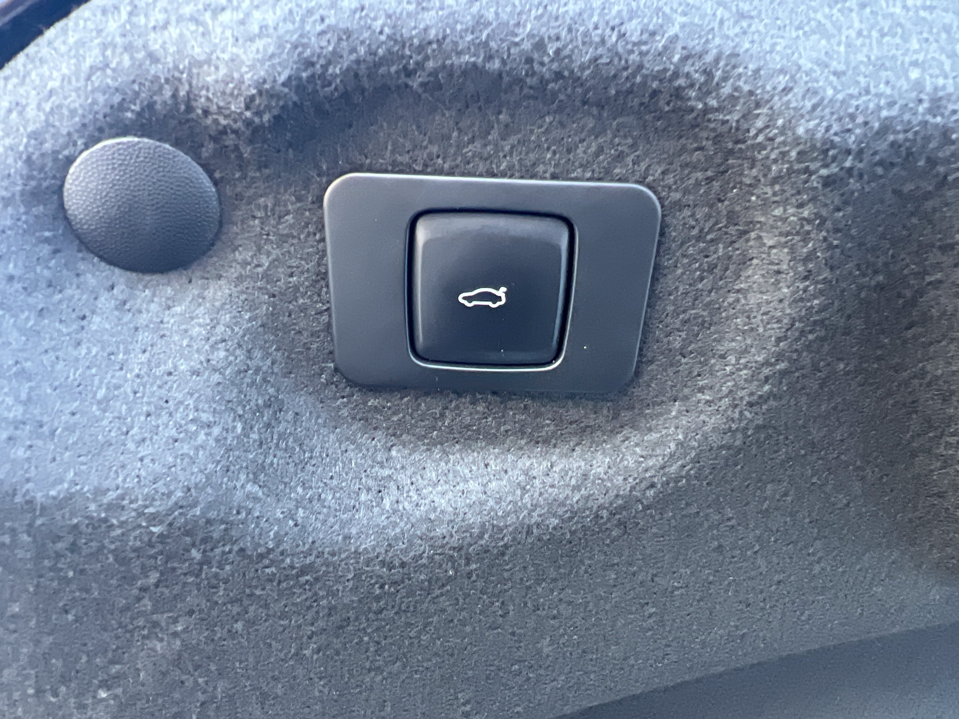 Used 2018 Lincoln MKZ Select w/ Select Plus Package FWD image 20