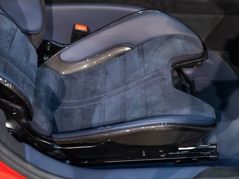 Certified 2025 Ferrari 12Cilindri RWD image 39