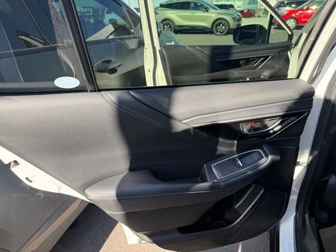 Used 2021 Subaru Outback Limited image 23