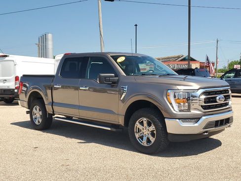 Used 2021 Ford F150 XLT w/ Equipment Group 302A High AWD/4WD image 3
