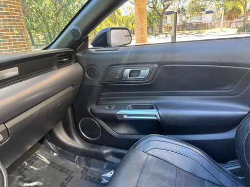 Used 2018 Ford Mustang Premium w/ Equipment Group 201A image 21