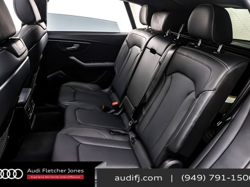 New 2026 Audi Q8 Prestige image 8