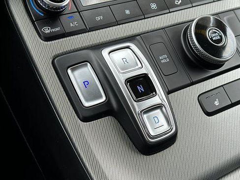 Certified 2025 Hyundai Palisade SEL FWD image 22