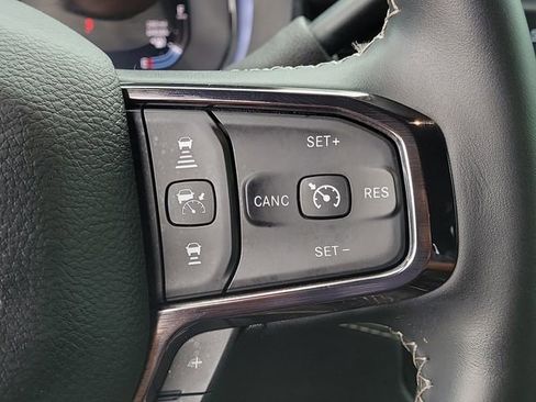 Used 2025 RAM 3500 Limited AWD/4WD image 30