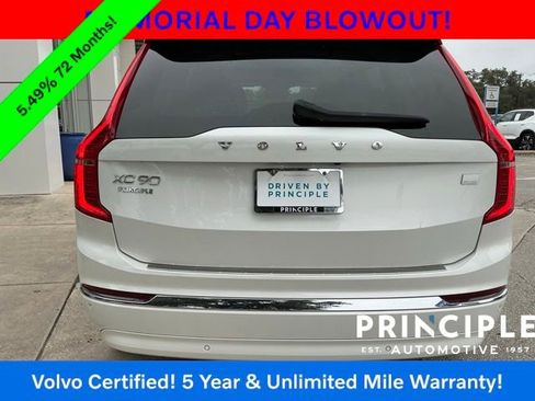 Certified 2024 Volvo XC90 T8 Plus w/ Protection Package Premier AWD/4WD image 13