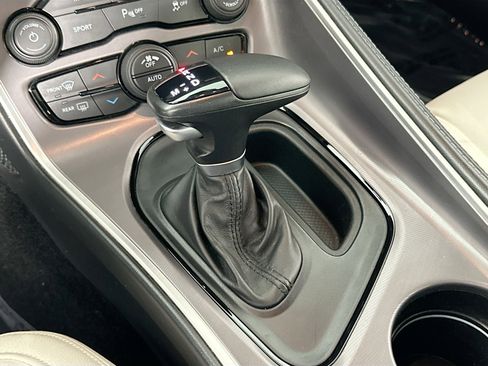 Used 2022 Dodge Challenger GT w/ Driver Convenience Group image 16