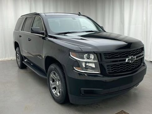 Used 2018 Chevrolet Tahoe LS image 2