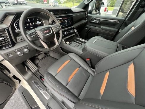 Used 2026 GMC Sierra 2500 AT4 w/ AT4 Premium Plus Package image 15