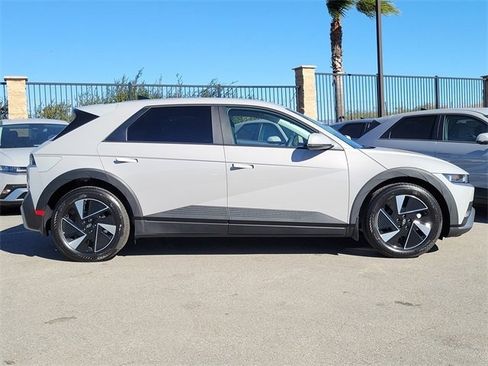 New 2026 Hyundai Ioniq 5 SE image 26