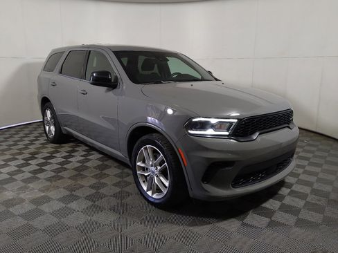 Used 2023 Dodge Durango GT RWD image 14
