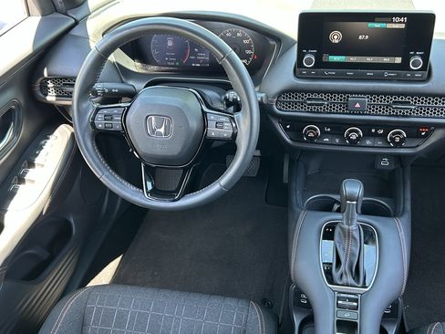 Used 2024 Honda HR-V Sport image 12