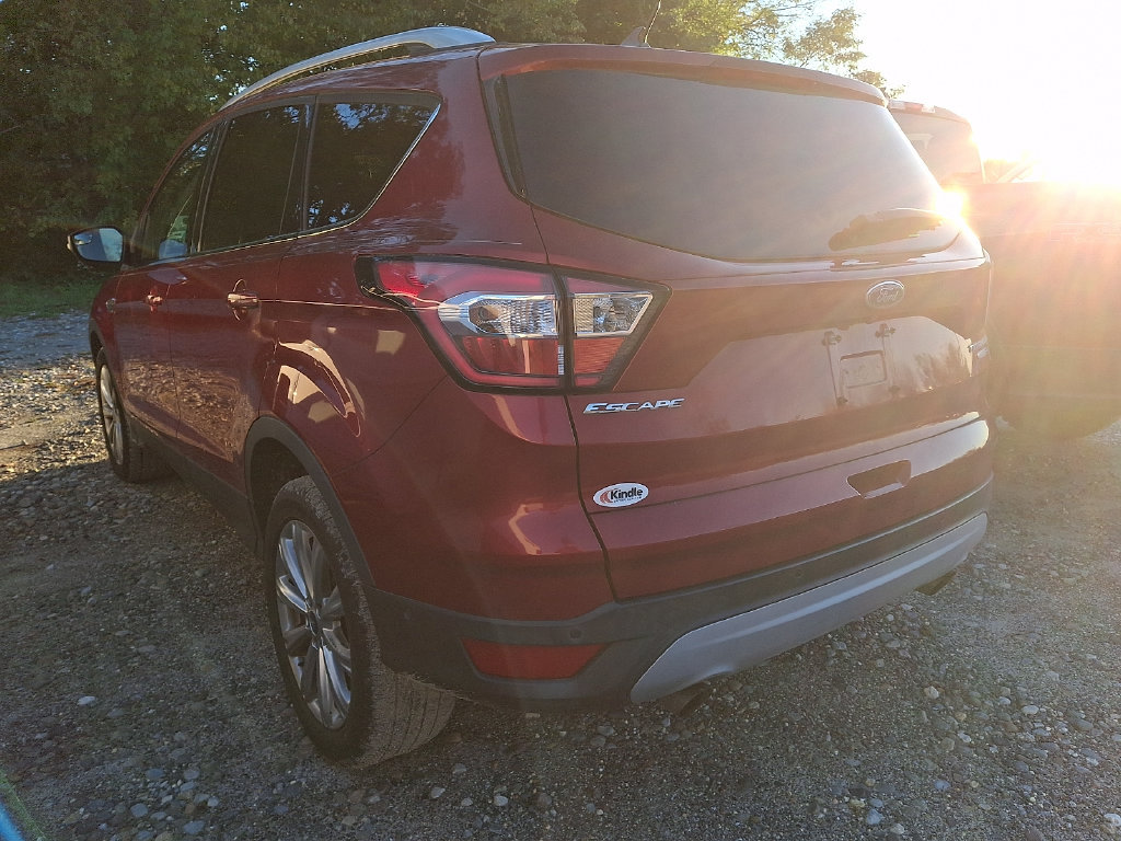 Used 2018 Ford Escape Titanium AWD/4WD image 6