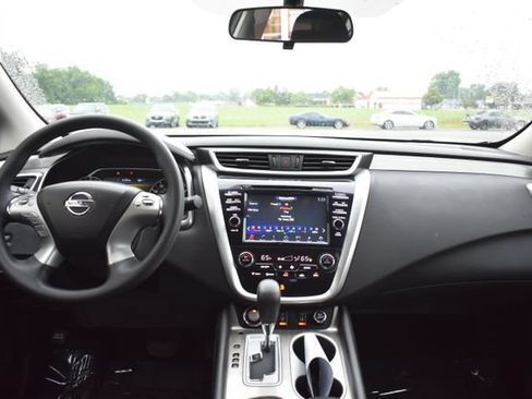 Used 2017 Nissan Murano S FWD image 31