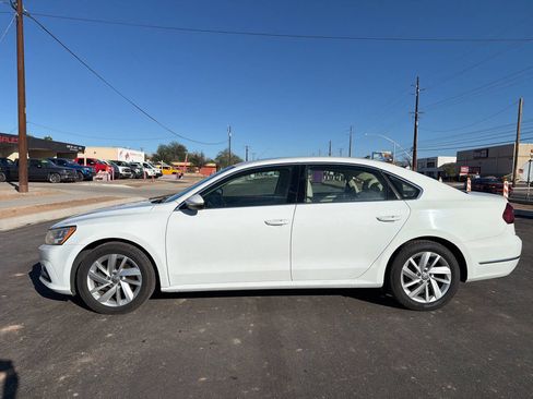 Used 2018 Volkswagen Passat 2.0T SE image 4