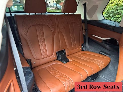 Used 2020 BMW X7 xDrive40i w/ Premium Package AWD/4WD image 35