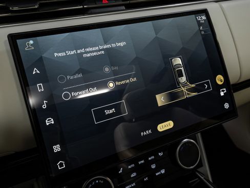 Used 2023 Land Rover Range Rover Long Wheelbase Autobiography image 74