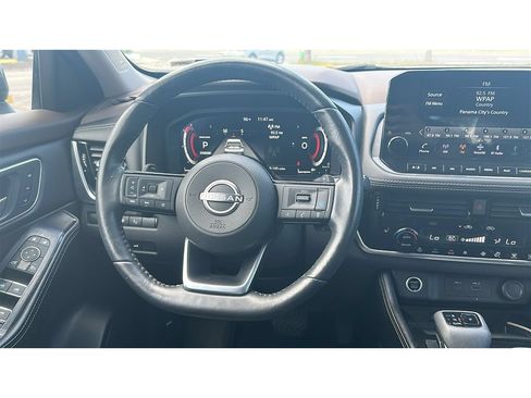 Used 2022 Nissan Rogue Platinum w/ Head-Up Display Package FWD image 22