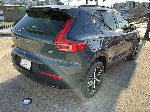 New 2026 Volvo XC40 B5 Core AWD/4WD image 6