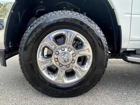 Used 2023 RAM 2500 Big Horn w/ Level 1 Equipment Group image 10