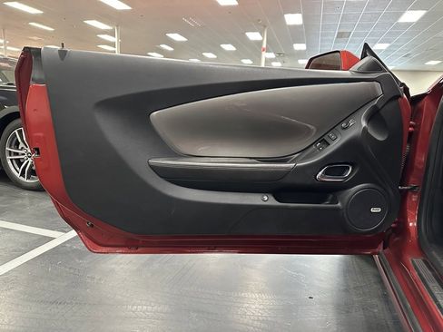 Used 2014 Chevrolet Camaro SS image 13