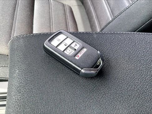 Used 2021 Honda CR-V Special Edition image 10