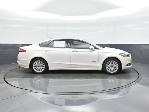 Used 2014 Ford Fusion Energi SE image 8