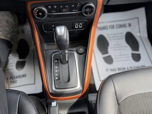 Used 2018 Ford EcoSport SES image 15